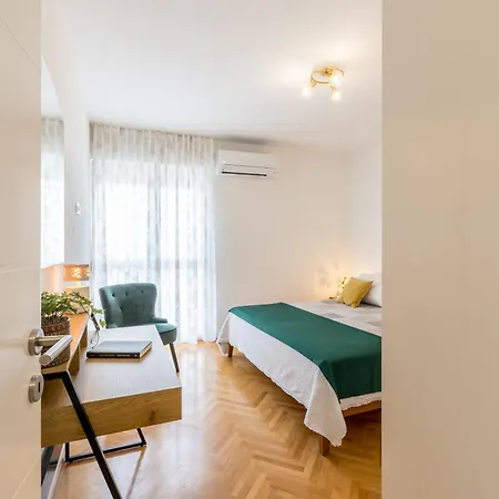 Apartment Nedolino *
